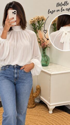 Camisa Gala con Lazada en espalda