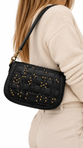 🖤 Bolso bandolera negro con tachuelas doradas 🖤