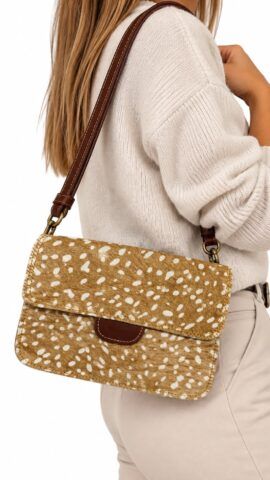 ✨ Bolso bandolera de piel con estampado animal print ✨