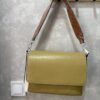 👜 Bolso de Solapa con Textura Coco - Imagen 3