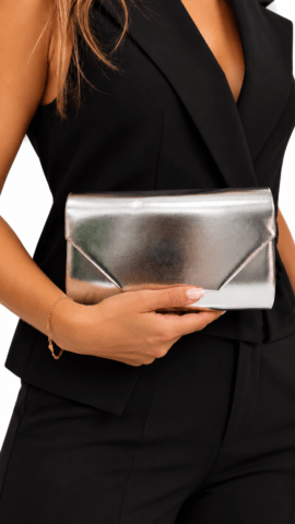 ✨ Bolso de mano plateado ✨