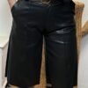 🖤 Pantalón culotte de polipiel negro