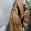 BOMBER TOSCANA 🤎🖤 | POLIPIEL - Imagen 4